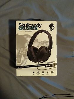 Skull Candy crusher headphones