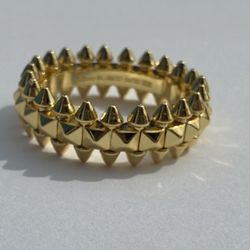 Size 7 clash Ring pretty design 18k yellow Gold plated unisex