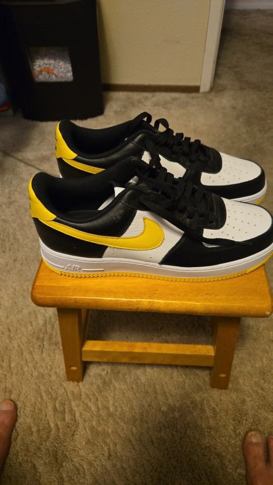 Nike Air Force 1