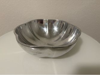 NAMBE Scalloped Bowl #605