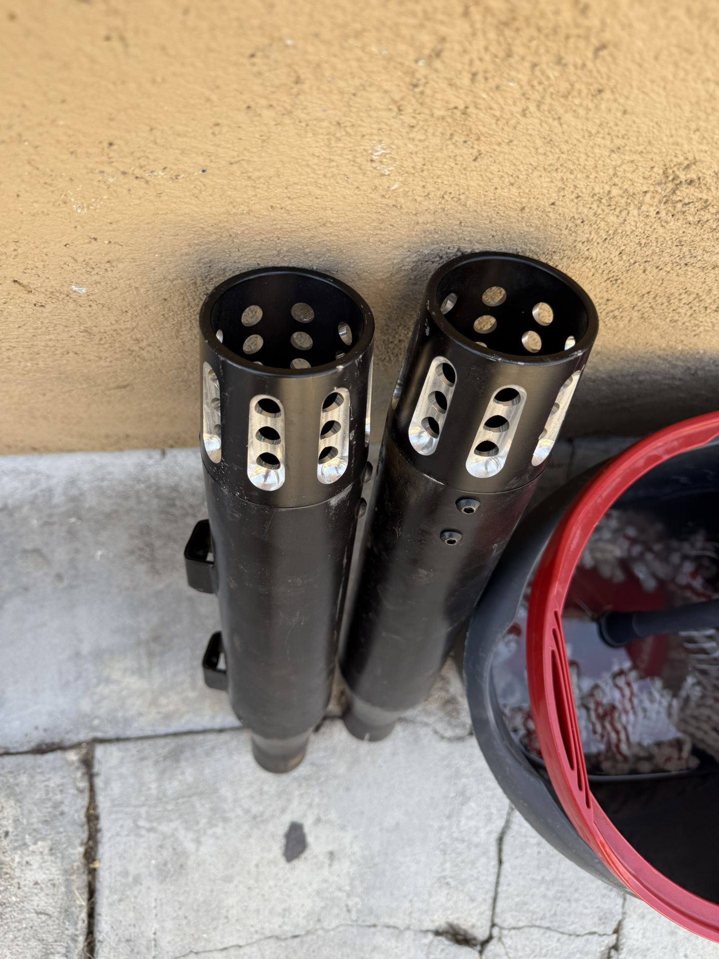 Muffler Tips