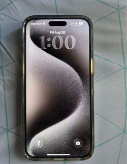 iPhone 15 Pro Max 256gb Titanium Black UNLOCKED