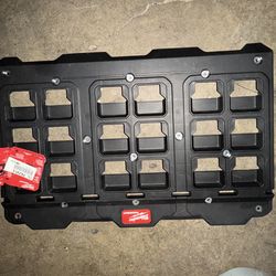 PACKOUT Large Wall Plate