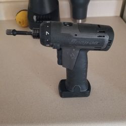 SNAP ON CORDLESS IMPACT HEX DRILL