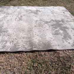 NICE BIG AREA RUG 