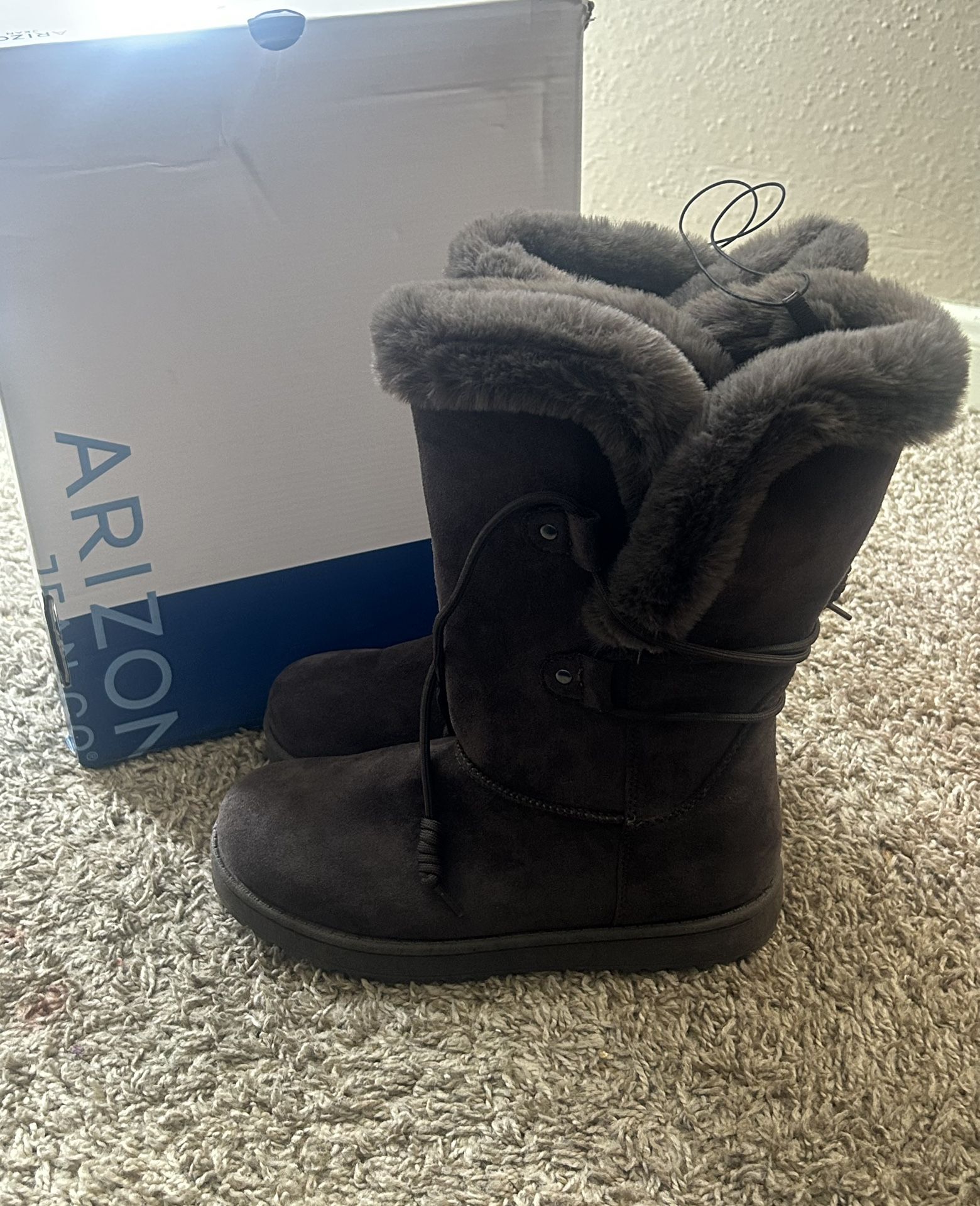 Women's Fur-Lined Boots