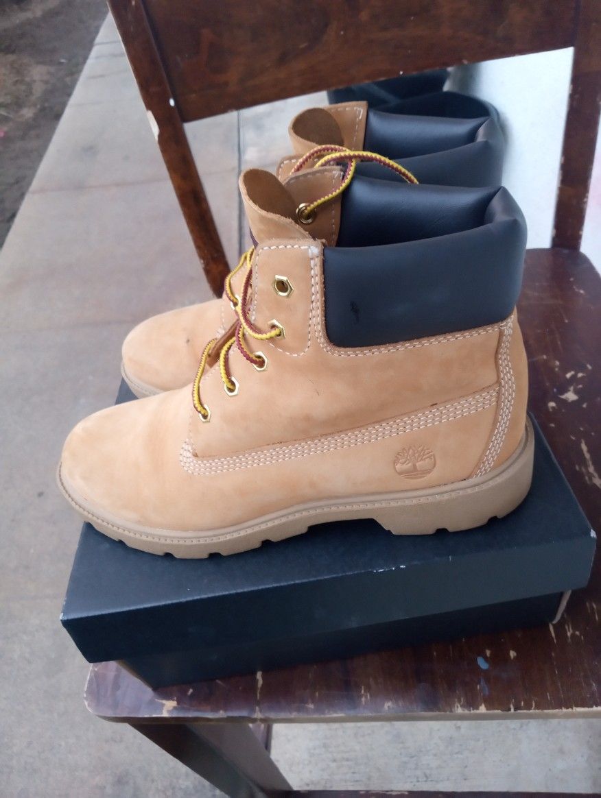 Timberlands Waterproof Boots Size 5 Us