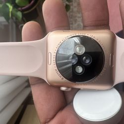 Apple Watch Series 3 — 42mm (Cellular + GPS)