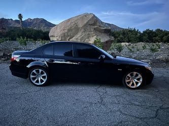2005 BMW 545i