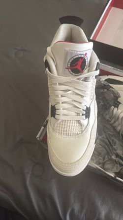 Air Jordan 4