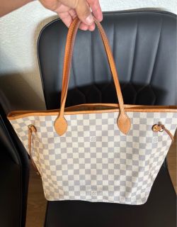Louis Vuitton Neverfull MM