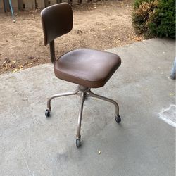 Vintage Mcm Steelcase Inc Swivel Chair 