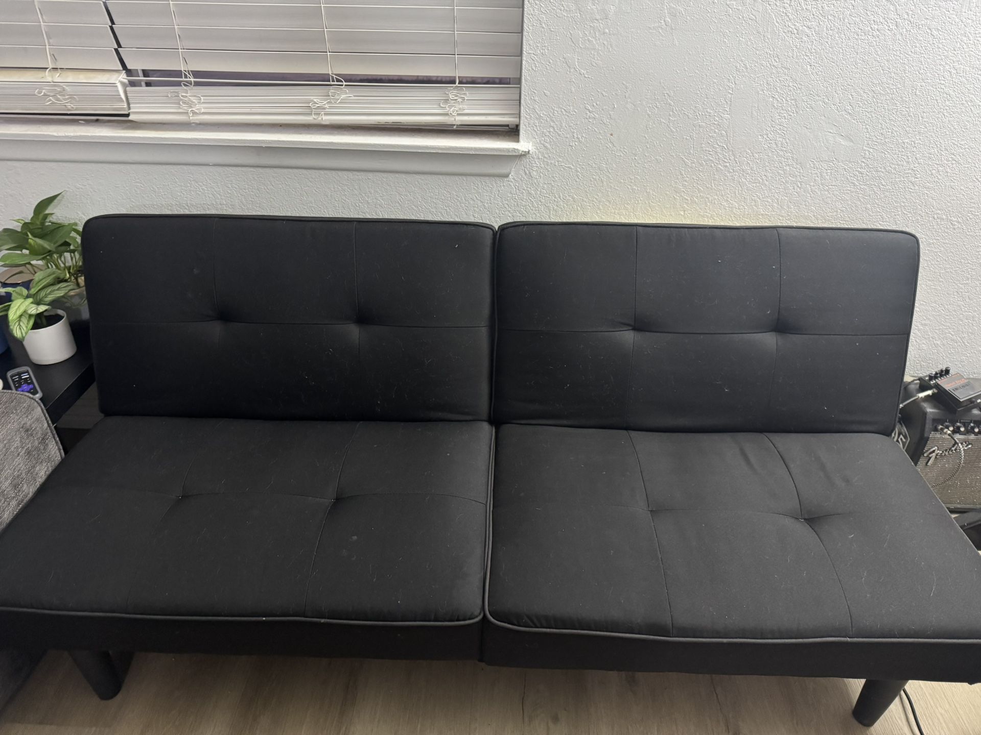 Futon An Mini Couch