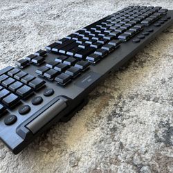 Logitech G915 Wireless Tactile RGB Mechanical Gaming Keyboard
