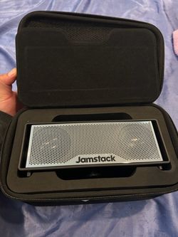 Jamstack 2 attachable guitar amp