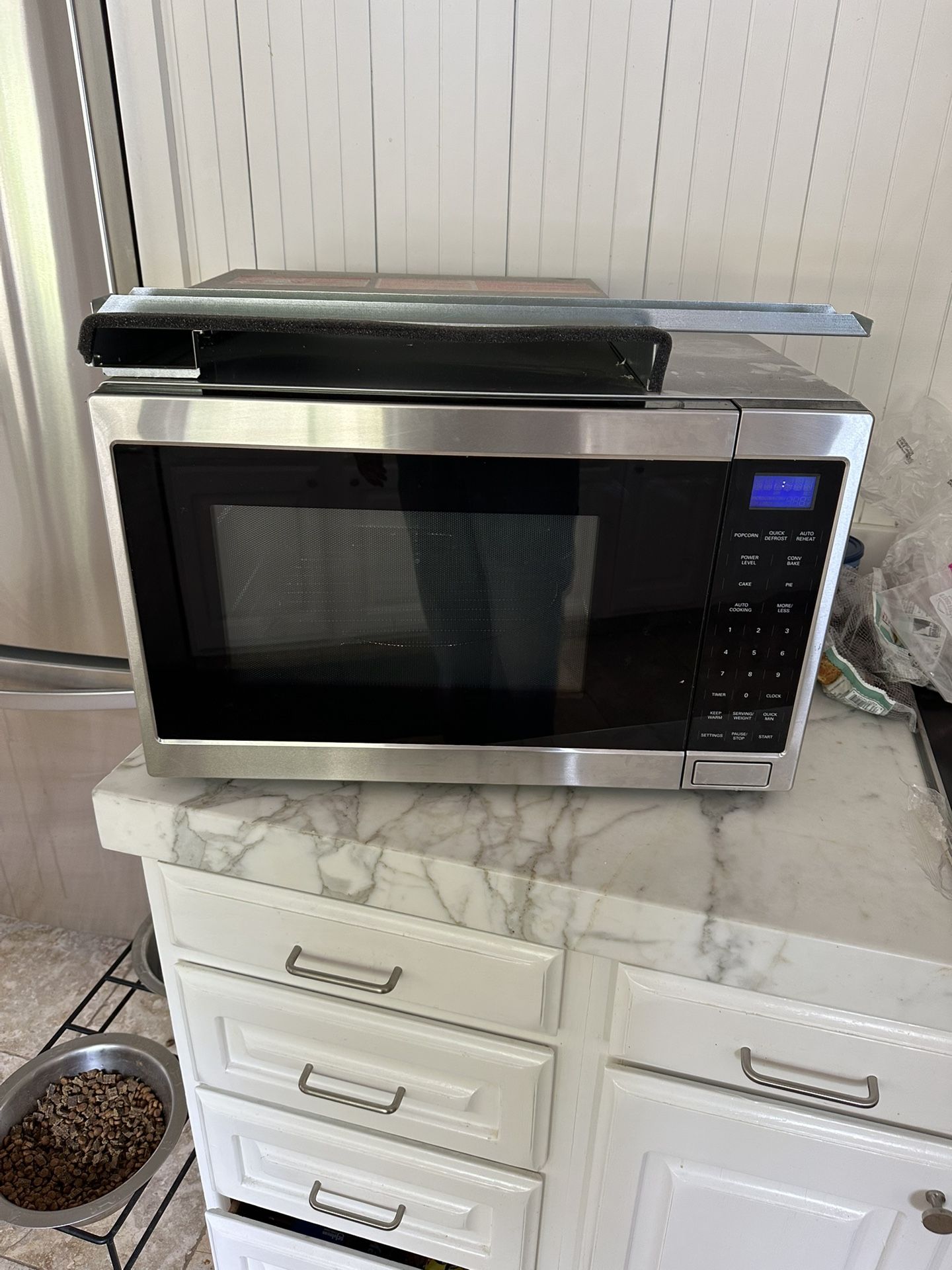Thermador 24 Inch Microwave