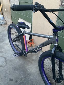 Throne XL GOON