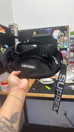 Supreme fanny pack