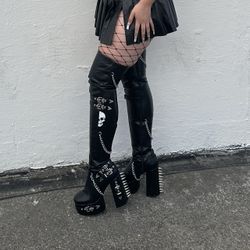 Scream Platform Thigh High Boots, Size 7 