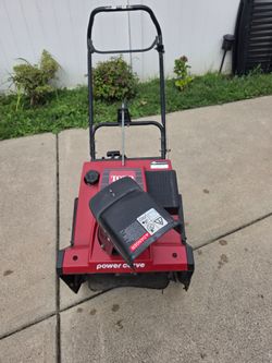 Snow blower torp 3000E gts 5.o hpeasy start works good