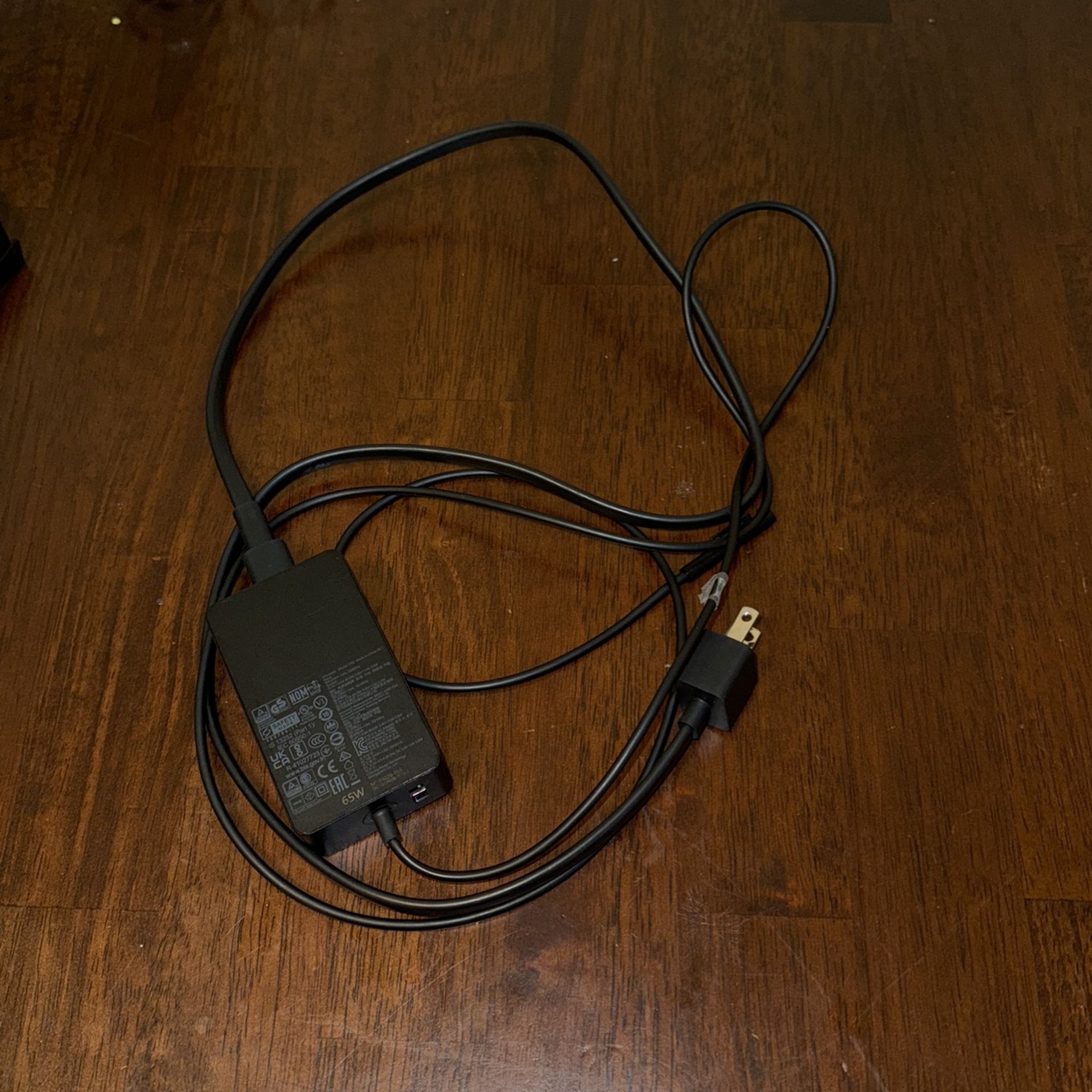 Authentic MICROSOFT SURFACE CHARGER,All Products : American Fashion Style Bags On Sale