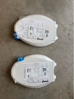 2 Kohler toilet seats