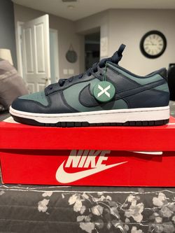 Nike Dunk Low Navy and Green Sneakers