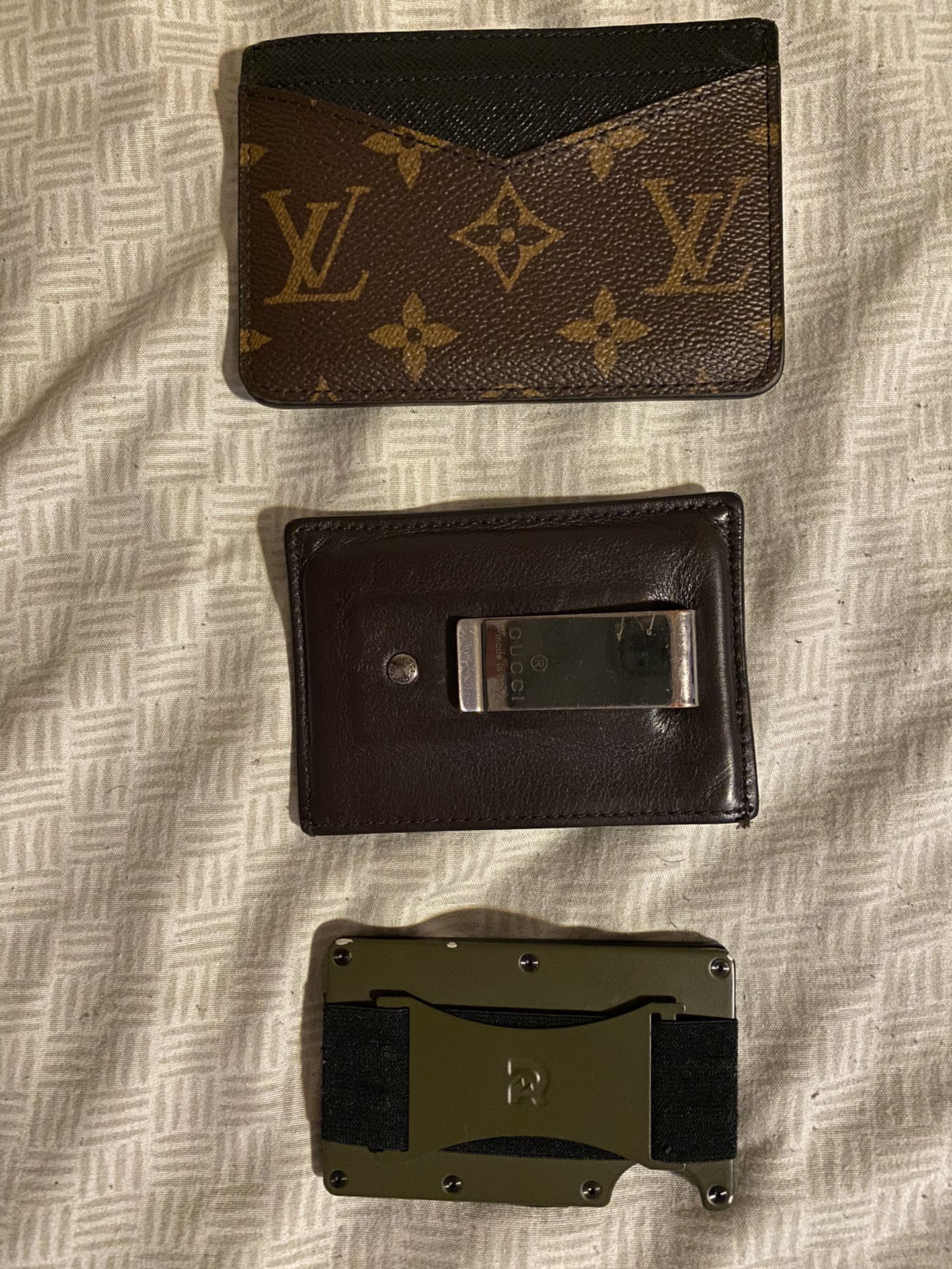 Men’s wallets Louis Vuitton / Gucci