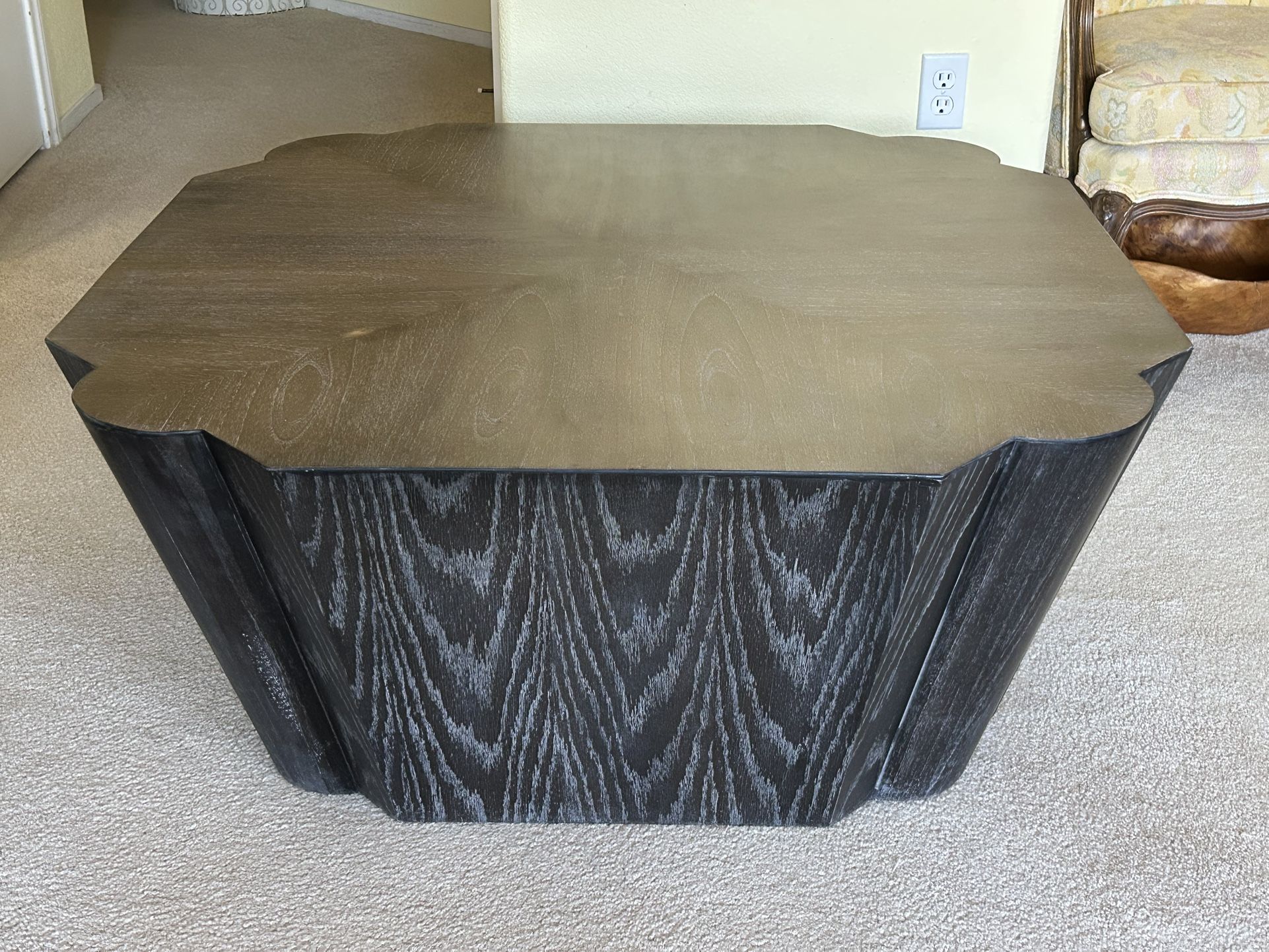 Gorgeous modern Luxury High End Block Coffee Table