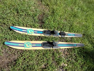 Nice Obrien Slolom Water Skis