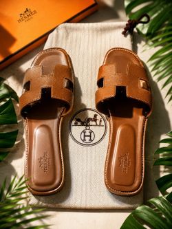 Hermès Oran Sandals – Brown Leather H Slide Sandals