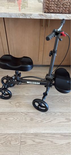 Folding knee walker Black Frame with Wheels