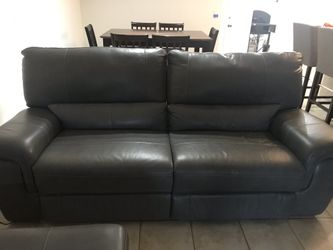Loveseat De Cuero 