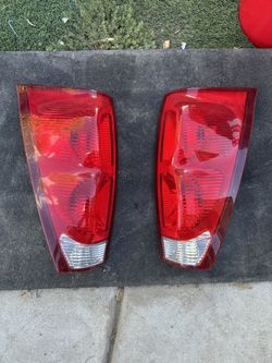 Chevrolet Avalanche Taillights