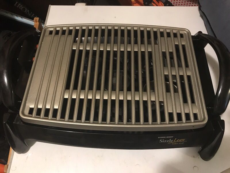 Black and decker sizzle lean indoor grill for Sale in University Place, WA  - OfferUp