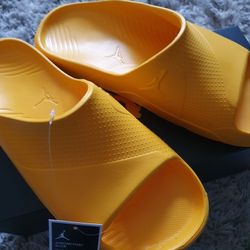 Jordan Slides (Size 10)
