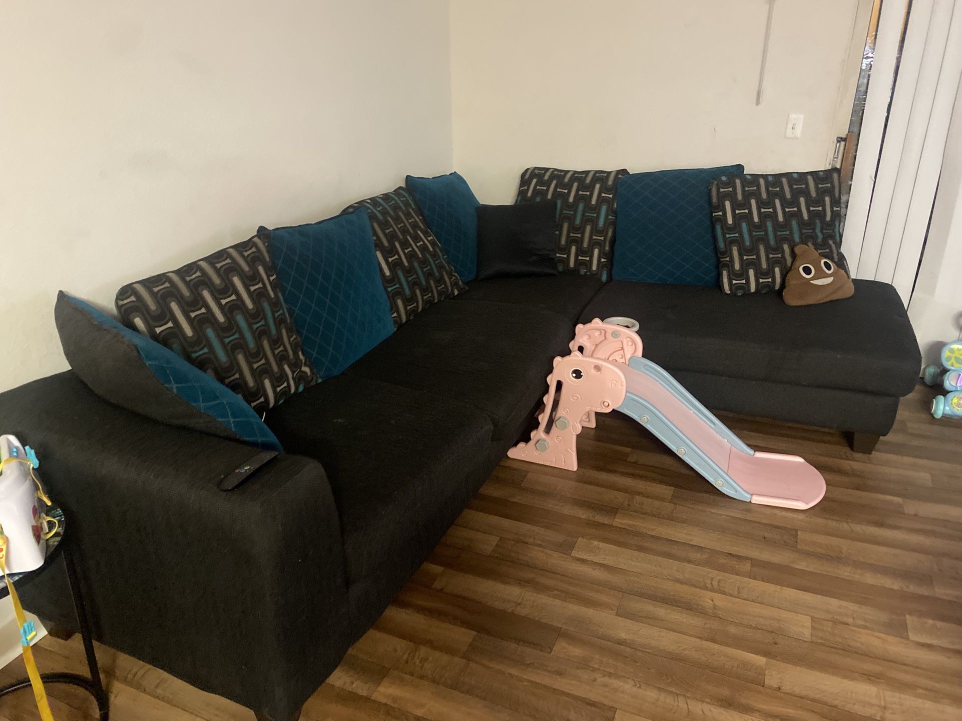 L Shape Couch (great Used Condition) For Pick Up Only