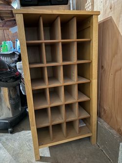 Shoe cabinet - read description first