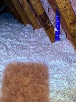 Blow in attic- insulation soplada