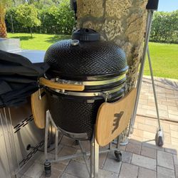 Kong Ceramic Kamado Grill