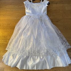 White Young Girls Formal Long Dress Size 12 