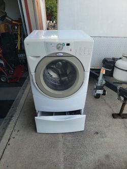 Whirlpool Duet Washer and Dryer Set