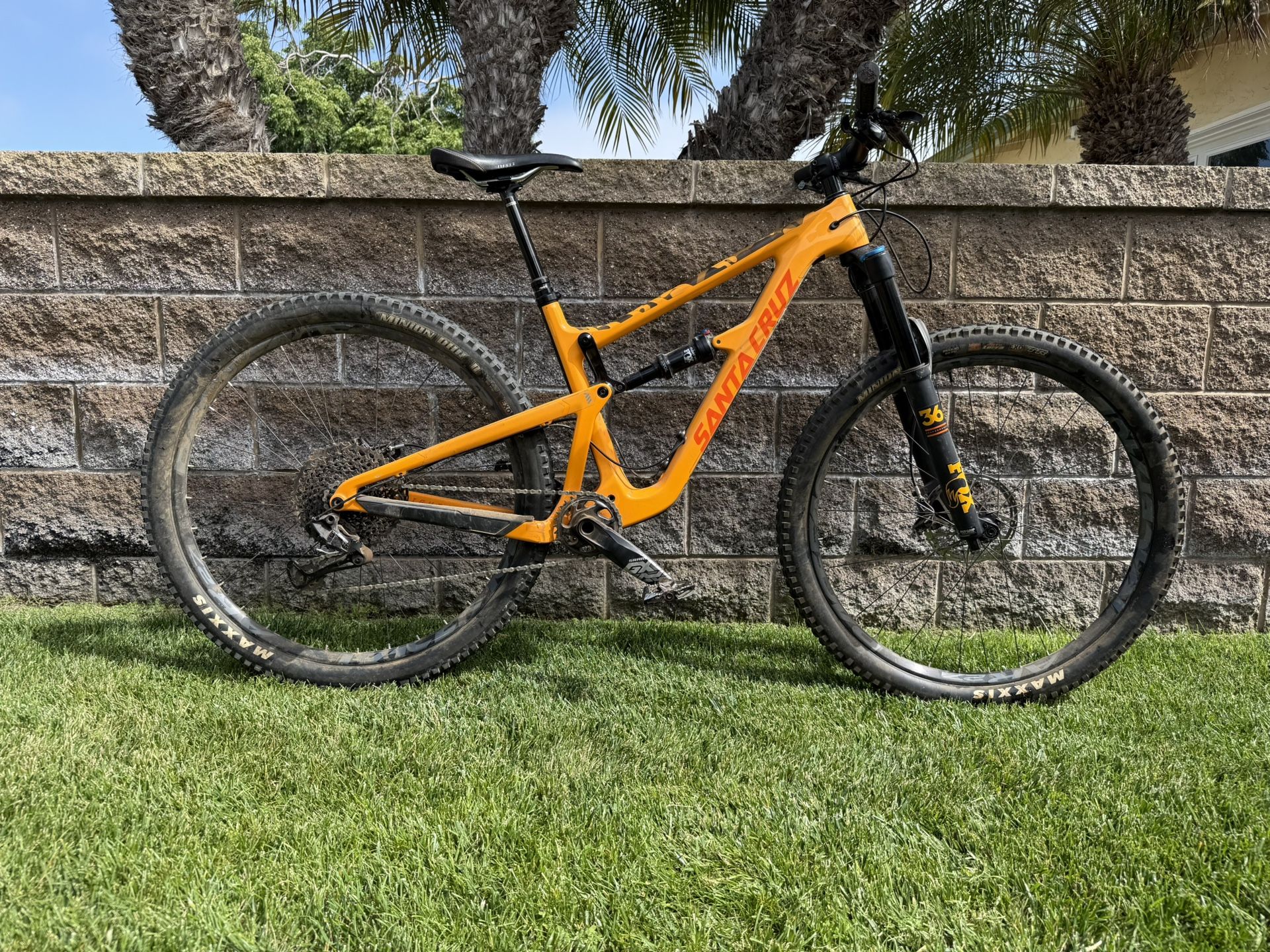 2018 Santa Cruz High Tower