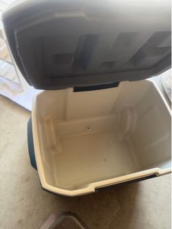 Large Coleman rolling cooler beach cooler