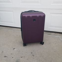 Suitcase On 4 Wheels