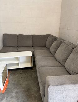 Sofa sectional with pull out bed size Full