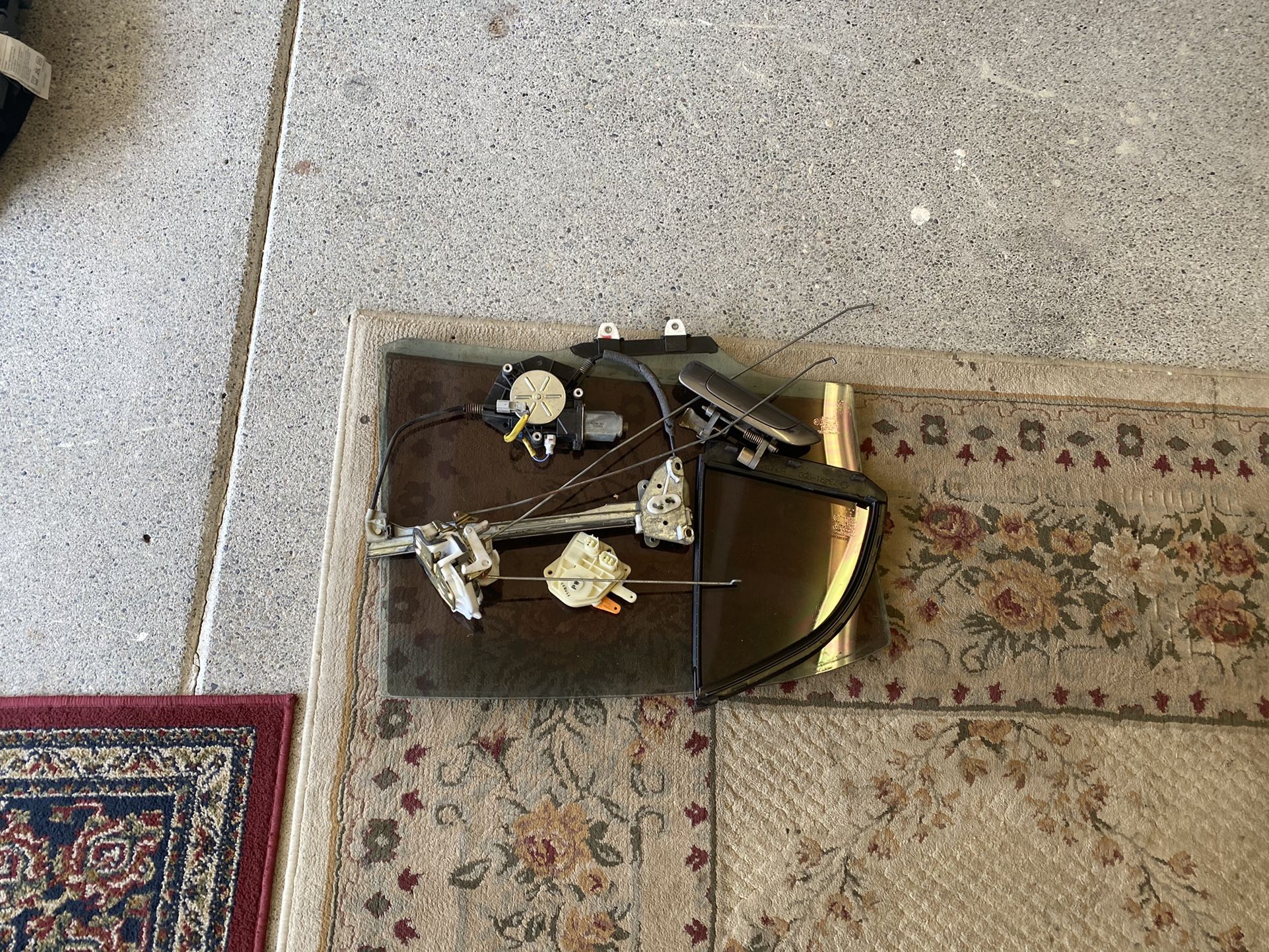 Honda Civic 2005 Windshield & Parts