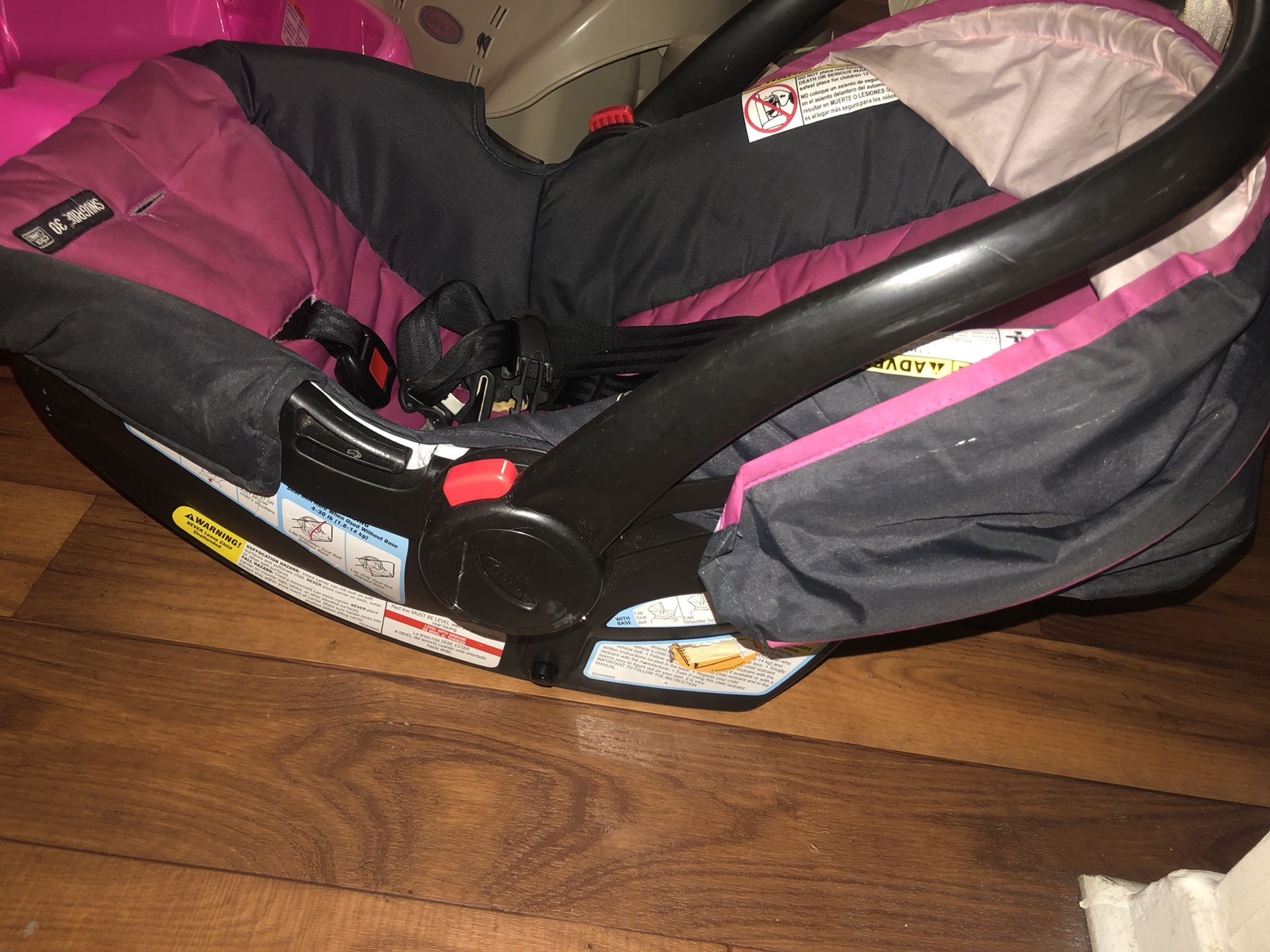 Graco girl car seat