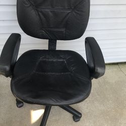 Office Chair Goes Up And Down 