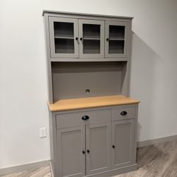 Kitchen Pantry